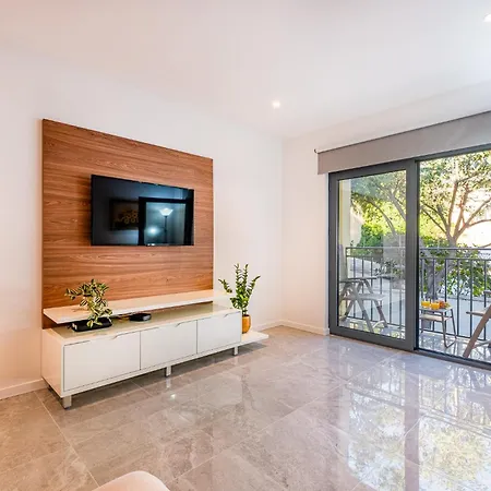 Old Town Charm 알부페이라