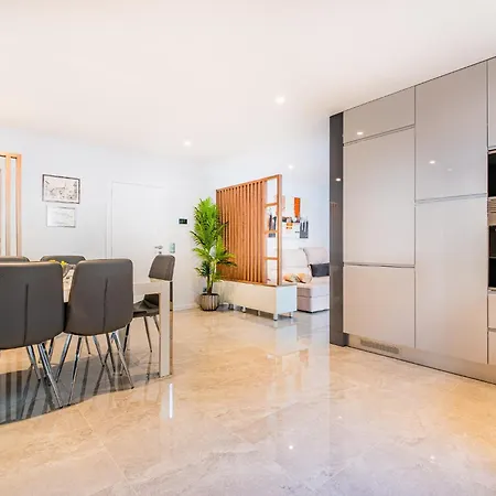 Διαμέρισμα Old Town Charm